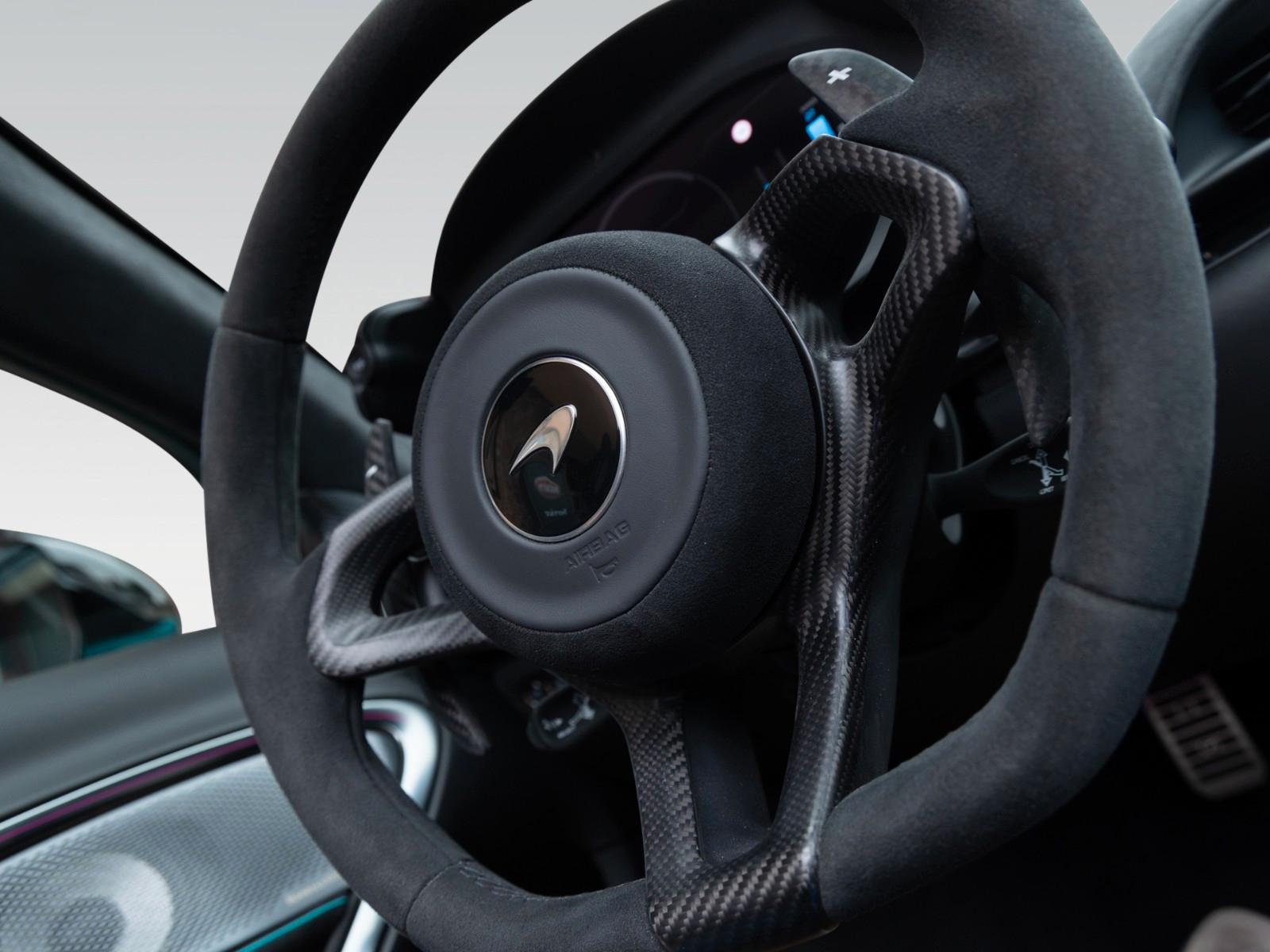McLaren Artura Spider | MSO Tokyo Pearl | Carbon