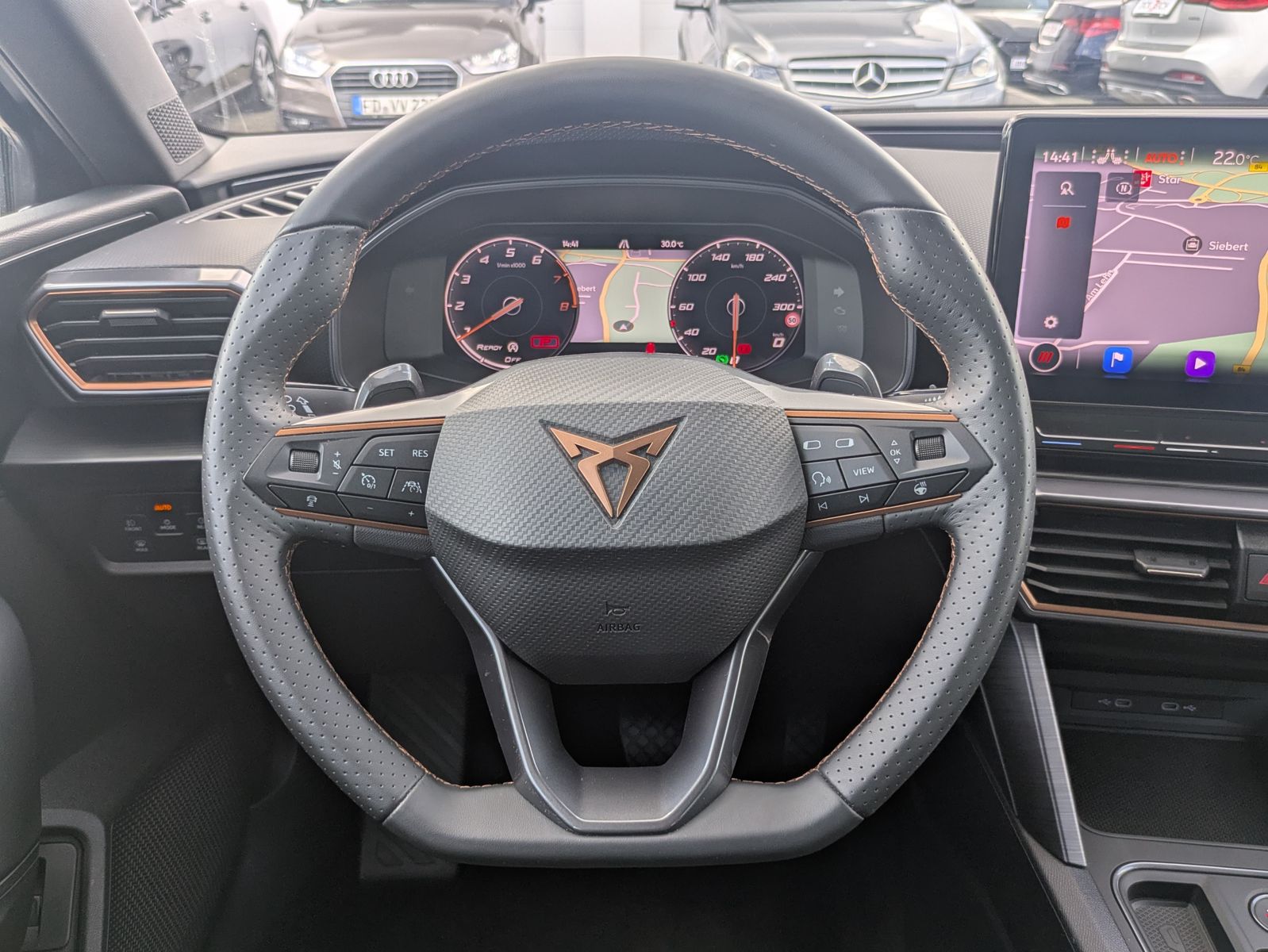 Fahrzeugabbildung CUPRA Leon 1.5 eTSI DSG MATRIX-LED*ACC*AHK*KAMERA*18"