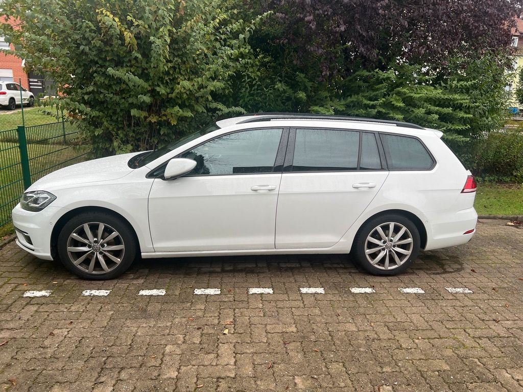 Image of Volkswagen Golf