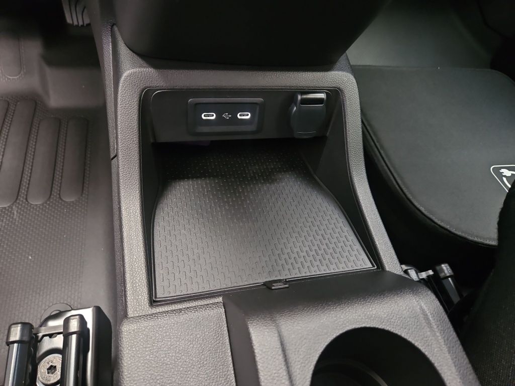 Fahrzeugabbildung Mercedes-Benz eCitan Kasten lang AHK AUT Kam. KlimaA Navi PDC
