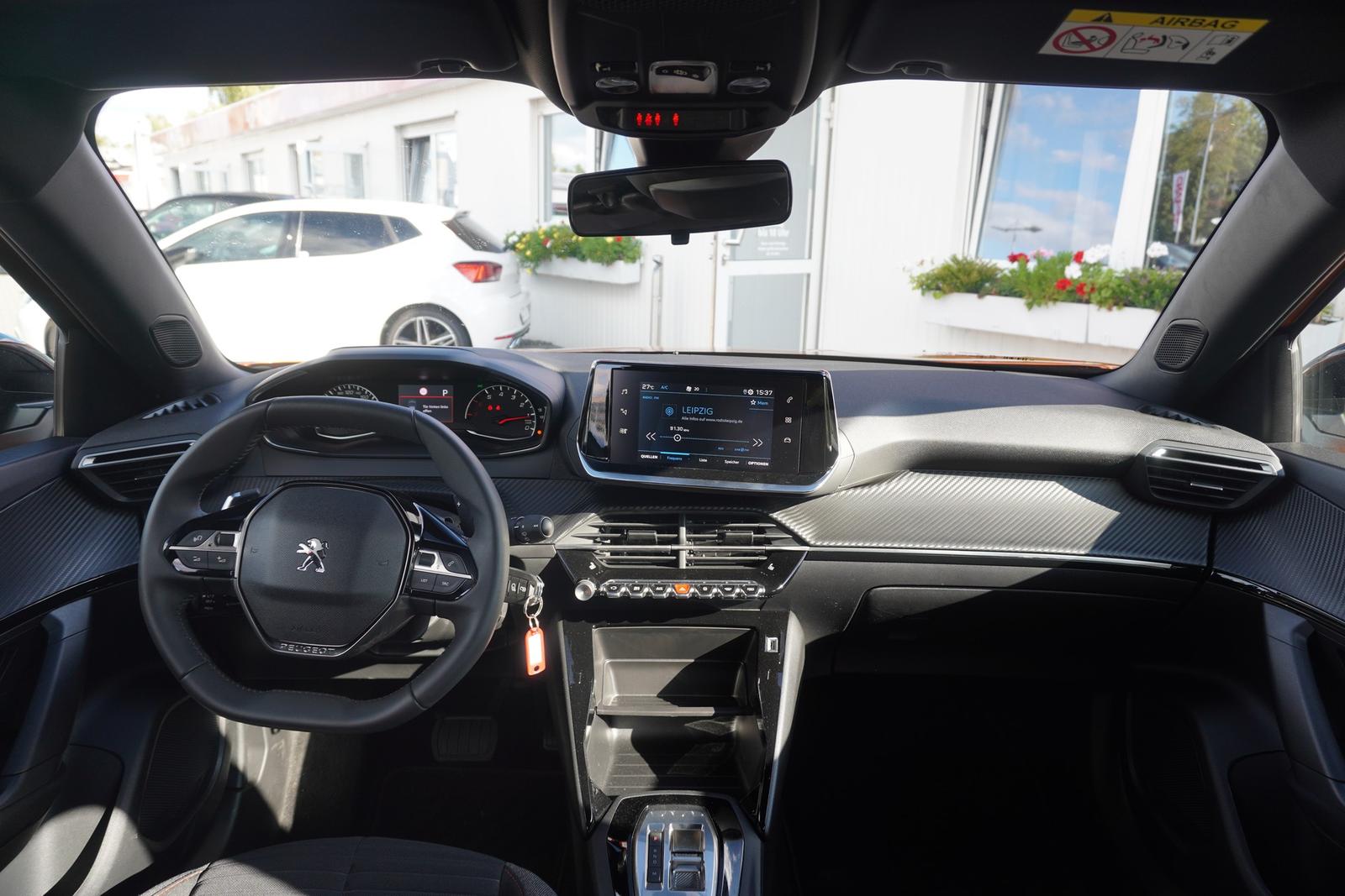 Peugeot 2008 1.2 PureTech Aut. LED Android Apple Kamera