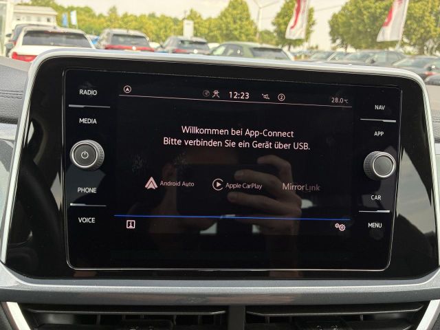 T-ROC 1.5 TSI DSG STYLE IQ.LIGHT+NAVI+DAB+APP