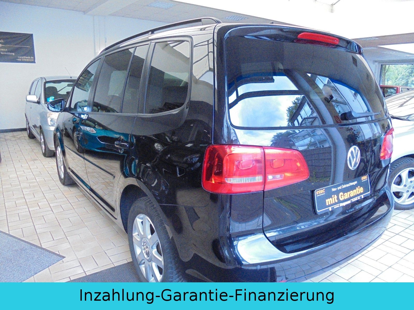 Fahrzeugabbildung Volkswagen Touran Comfortline Aut./Klima/Standheizung/AHK/