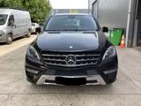 Mercedes-Benz ML 250 CDI BlueTec AMG-Line - schwarze Mercedes-Benz ML 250
