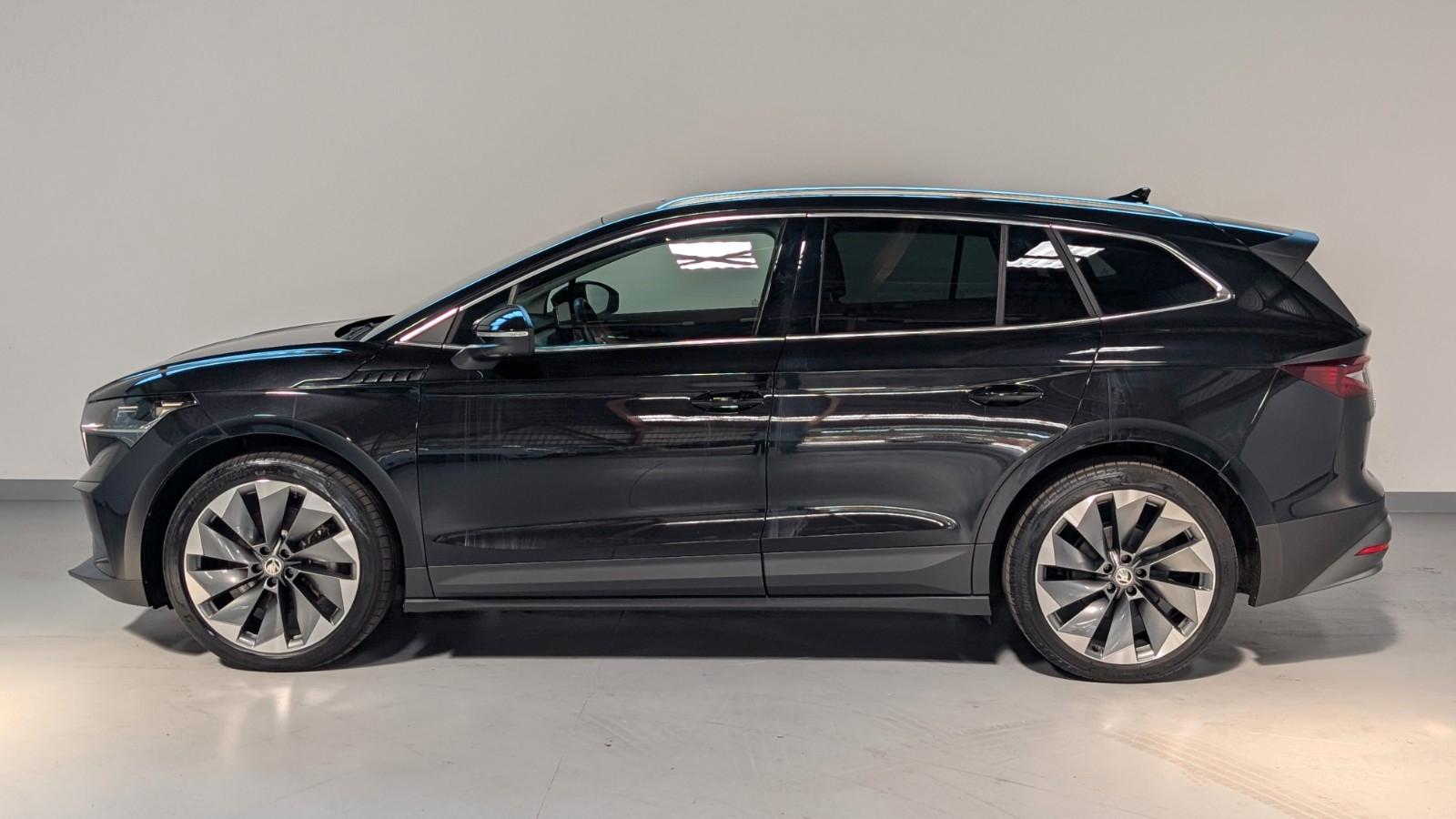 Skoda Enyaq 80 ecoSuite PANO*AHK*HUD*MEMOR*W-PUMPE*21"