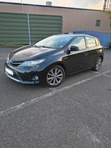 Toyota Auris Hybrid Life 1,8-l-VVT-i Life - Toyota Auris Gebrauchtwagen in Frankfurt