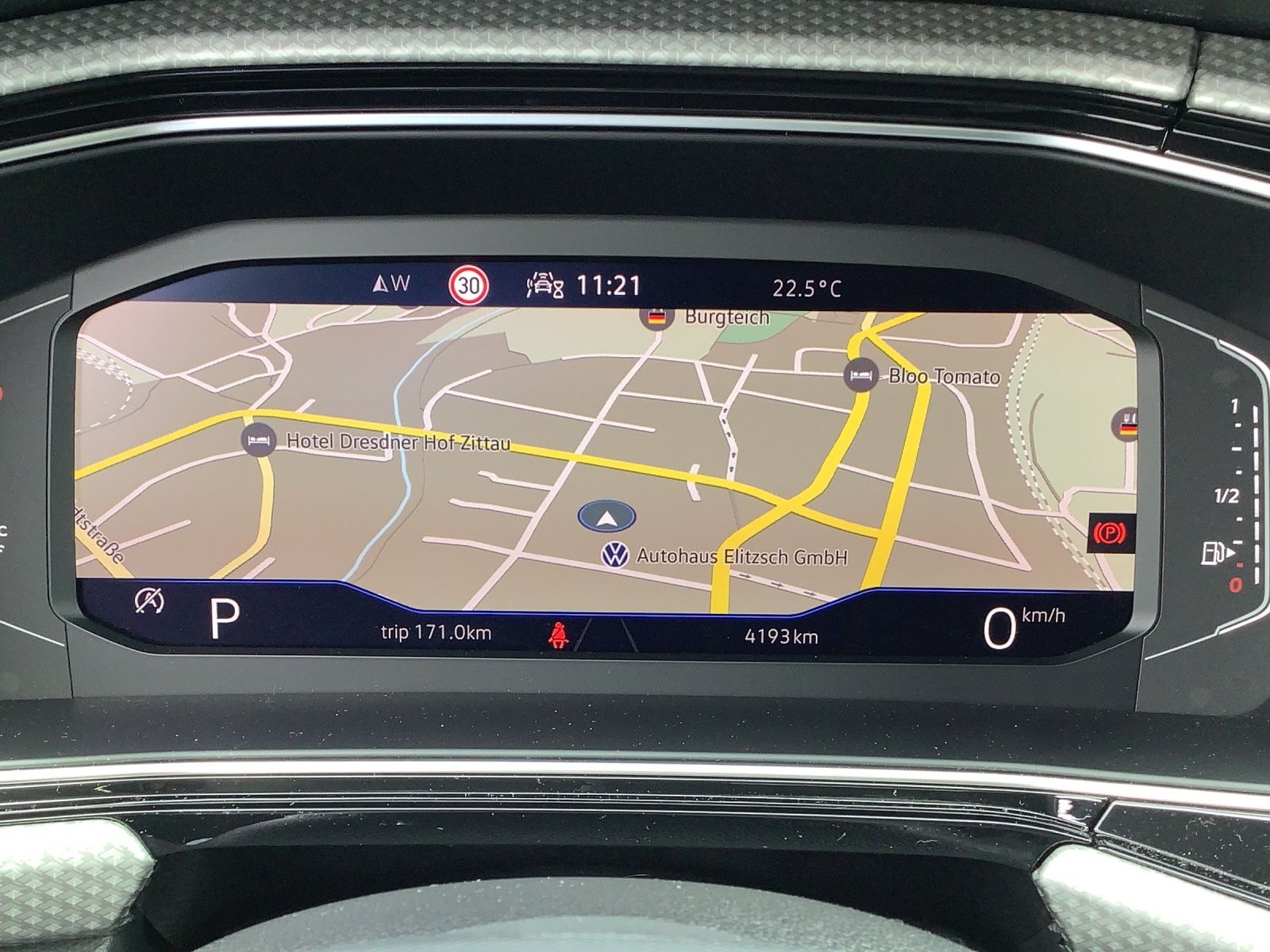 Fahrzeugabbildung Volkswagen T-Cross DSG AHK Kamera ACC Navi LED