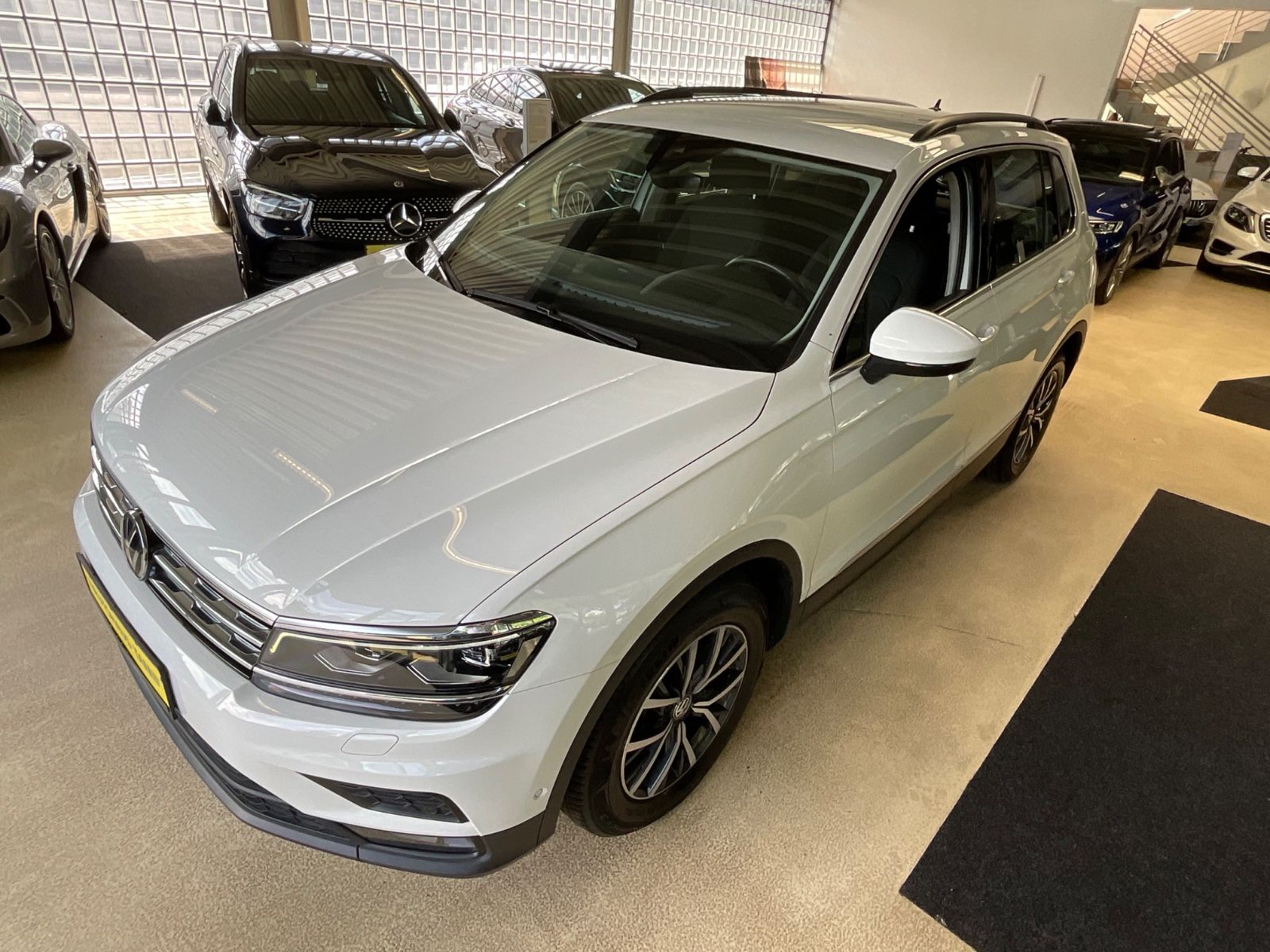 Fahrzeugabbildung Volkswagen Tiguan Comfortline 2.0TDI *DIGITALTACHO*LED*360°