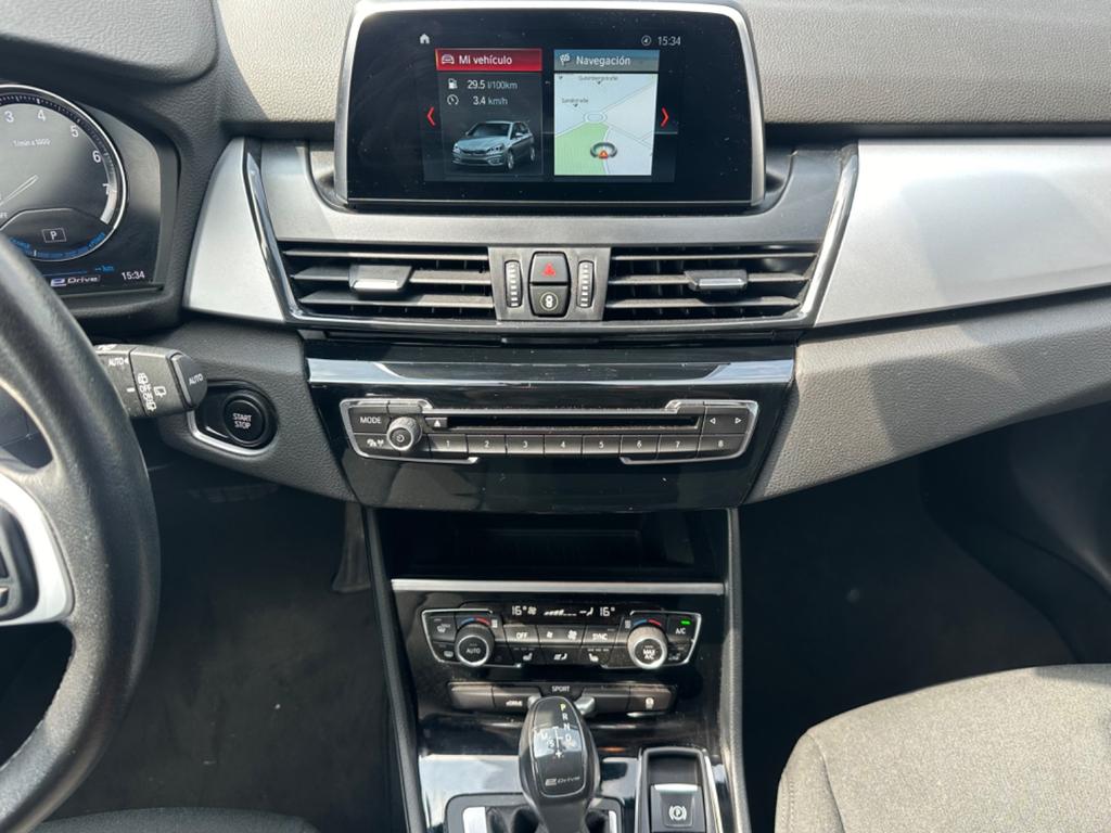 BMW 225