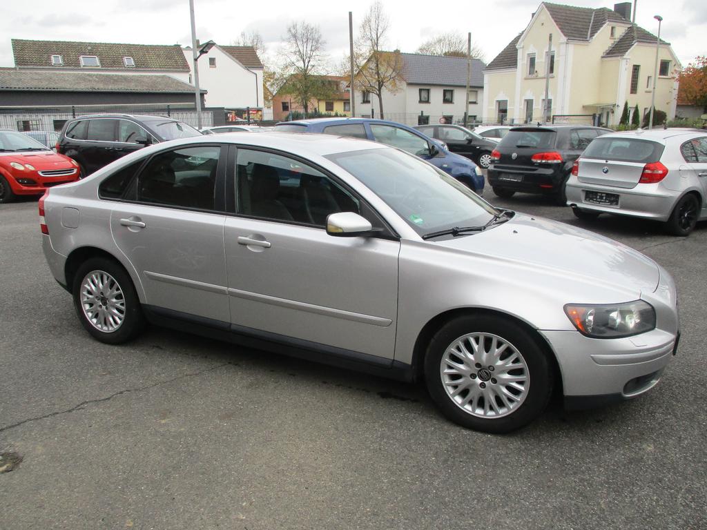 Volvo S40