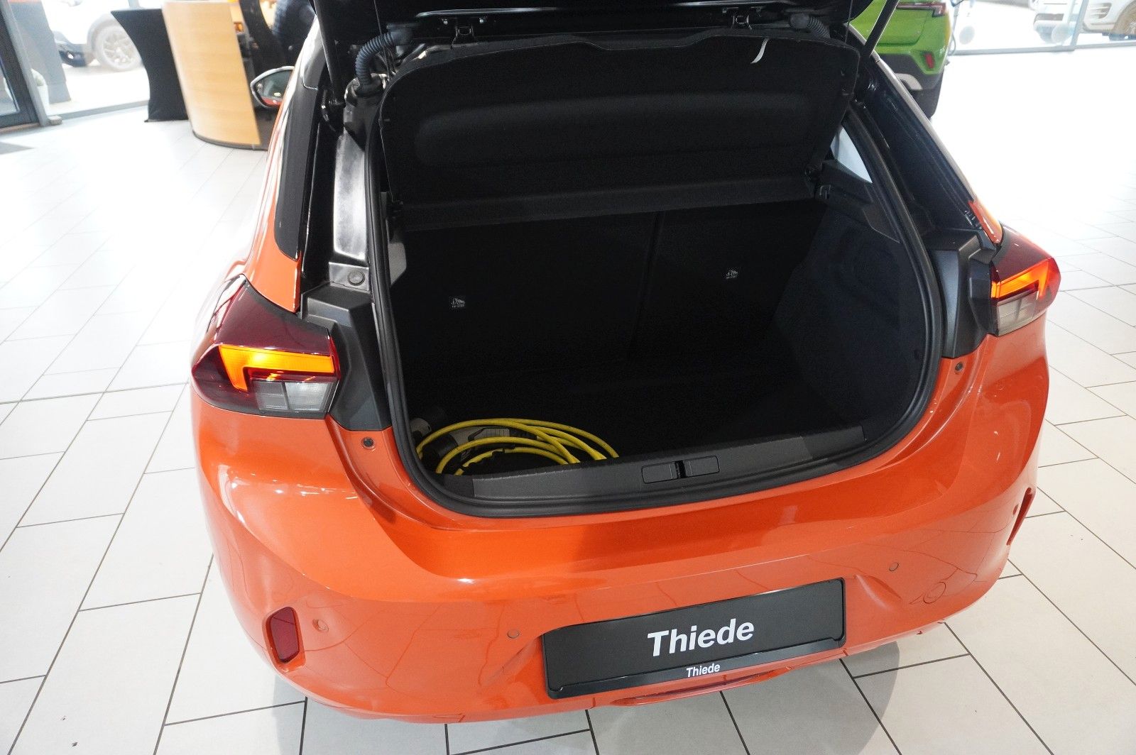 Fahrzeugabbildung Opel Corsa-e F ELEGANCE 3-PHASIG NAVI/LED/KAMERA/DAB+