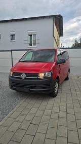 Volkswagen T6 2.0 TDI Caravelle Automatik Rückfahrtkamera - rote Volkswagen T6 Caravelle