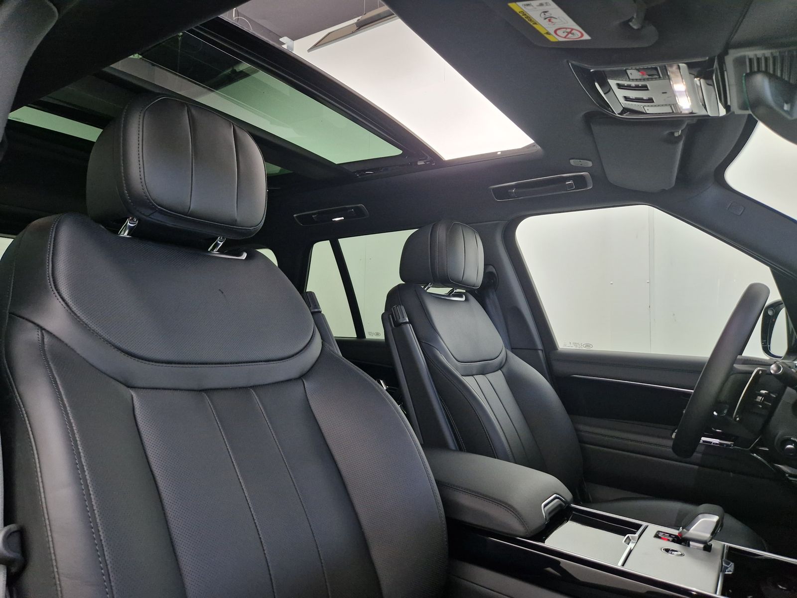 LAND ROVER Range Rover SWB 3.0 Plug-in-Hybrid P550 HSE SWB – Bild 18