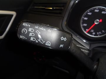 Fahrzeugabbildung SEAT Arona 1.0 EcoTSI Start&Stop 85kW XCELLENCE DSG