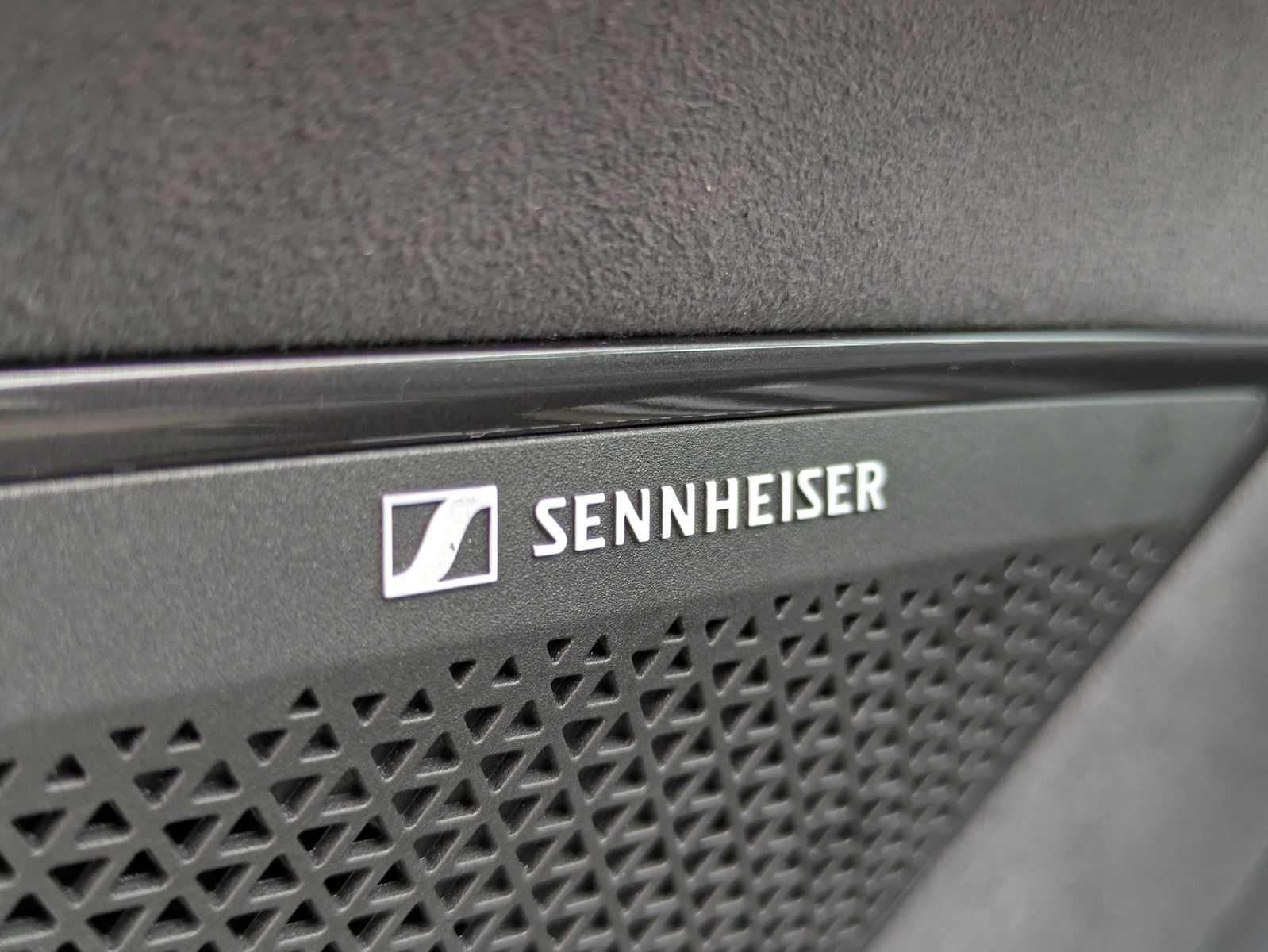 Fahrzeugabbildung CUPRA Leon 2.0 TDI MATRIX*Dinamica*Sennheiser*Int.DRIV