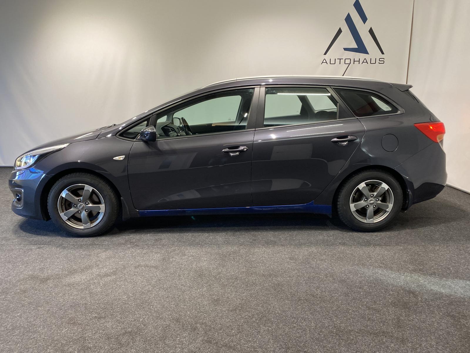 Kia Cee'd Sportswagon Attract AHK Kamera PDC Klima N