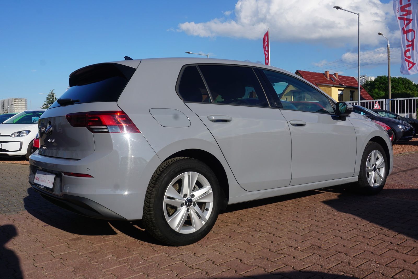 Volkswagen Golf VIII 1.5 TSI Life LED Navi ACC Kamera imagem 3