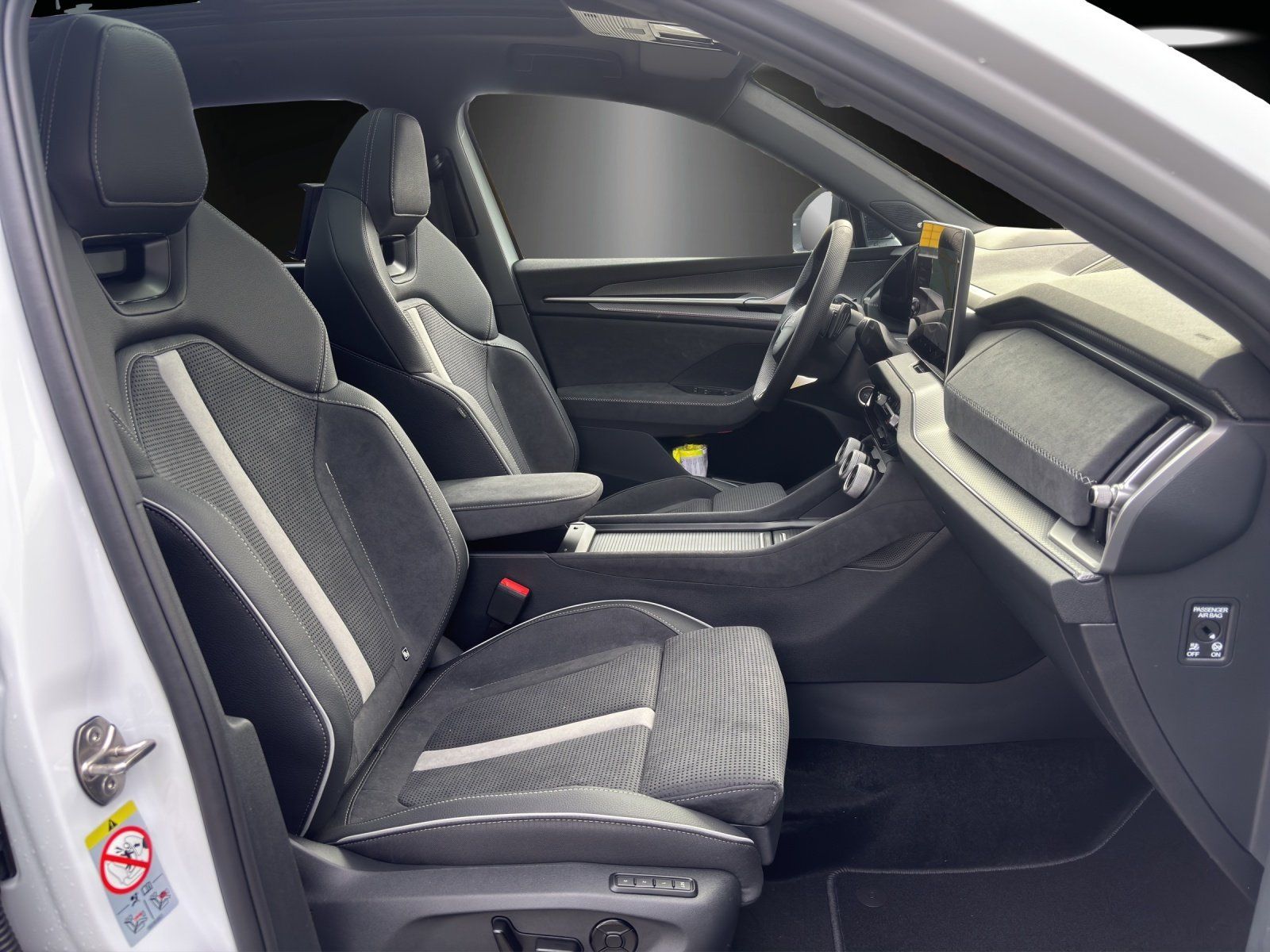 Fahrzeugabbildung SKODA Kodiaq Sportline 2,0 TDI 142 kW DSG 4x4 PANO/AHK