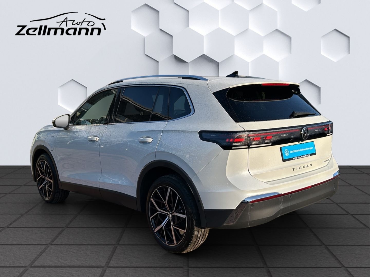 Tiguan Elegance 1,5 eHybrid OPF 110 kW AHZV Matr