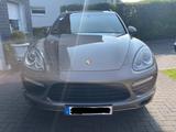 Porsche Cayenne Turbo Turbo - Porsche Cayenne aus 2010: Turbo
