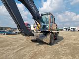 Volvo EW240E wheeled excavator - Volvo Mobilbagger Ew
