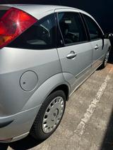 Ford Focus - Ford Focus mit Benzin-Antrieb: Kleinwagen, Automatik