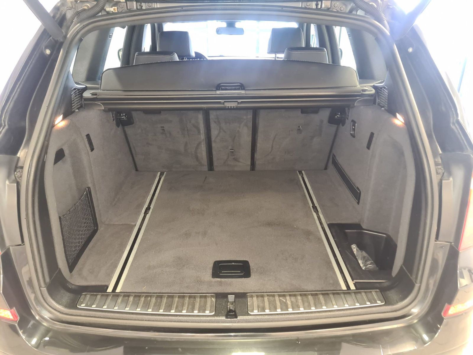 Fahrzeugabbildung BMW X3 xDrive 20 d / NAVI / KAMERA / LEDER / XENON