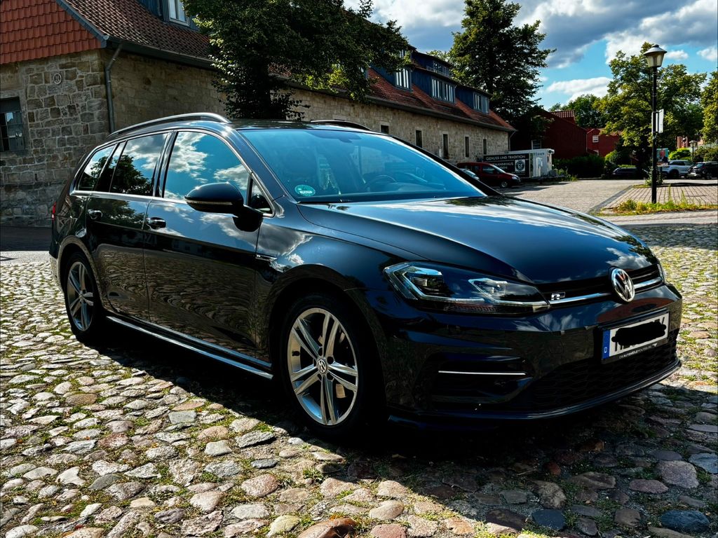 Image of Volkswagen Golf