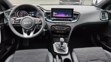 Kia Ceed SW 1.5T 140 Edition 30 Kamera PDC Navi SHZ