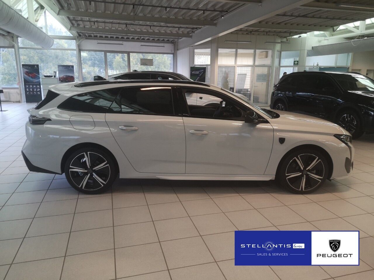 Peugeot 308 - Bild 4