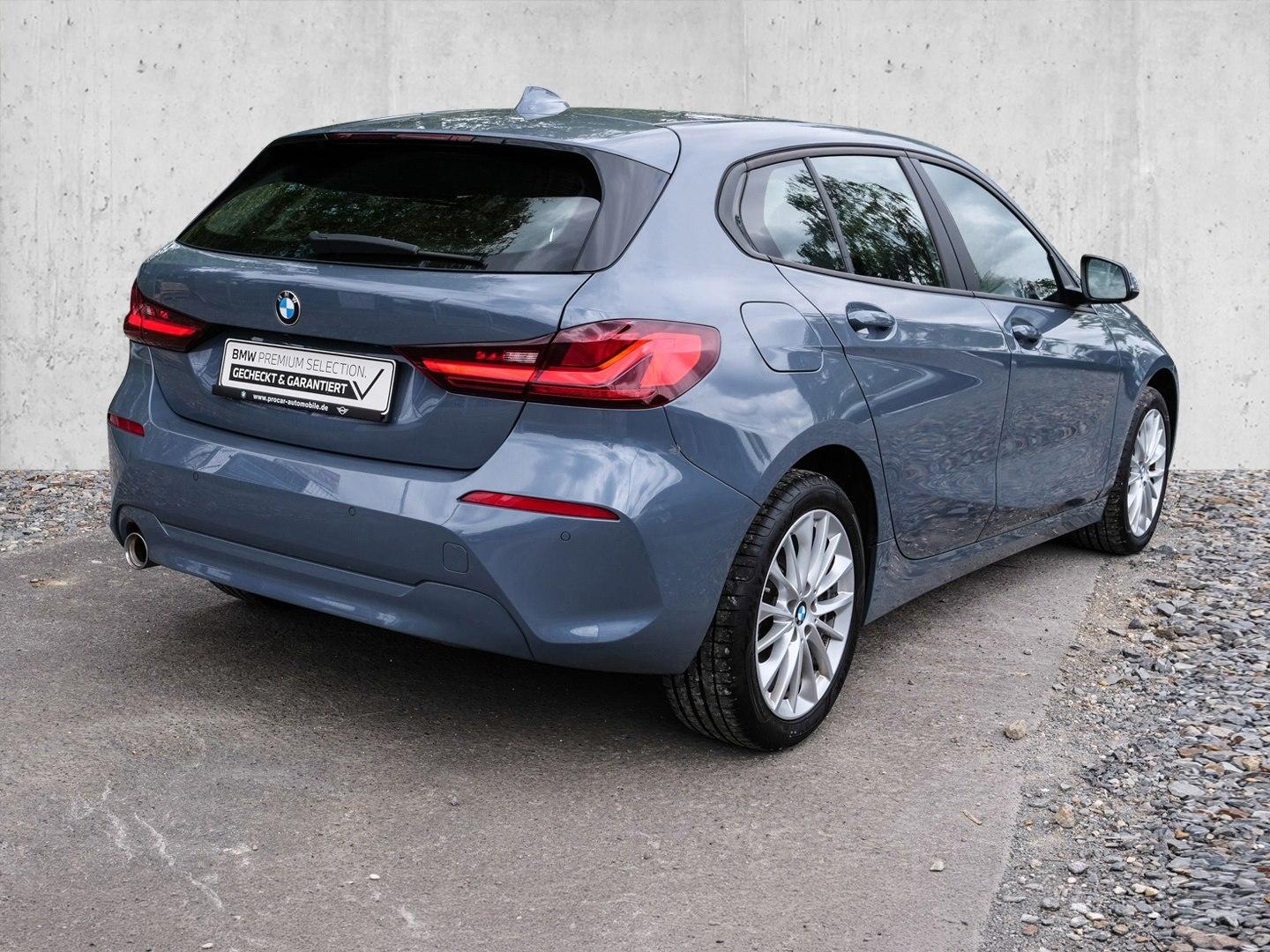 BMW 118i NAVI LED HARMAN KARDON PDC V+H DAB SHZ