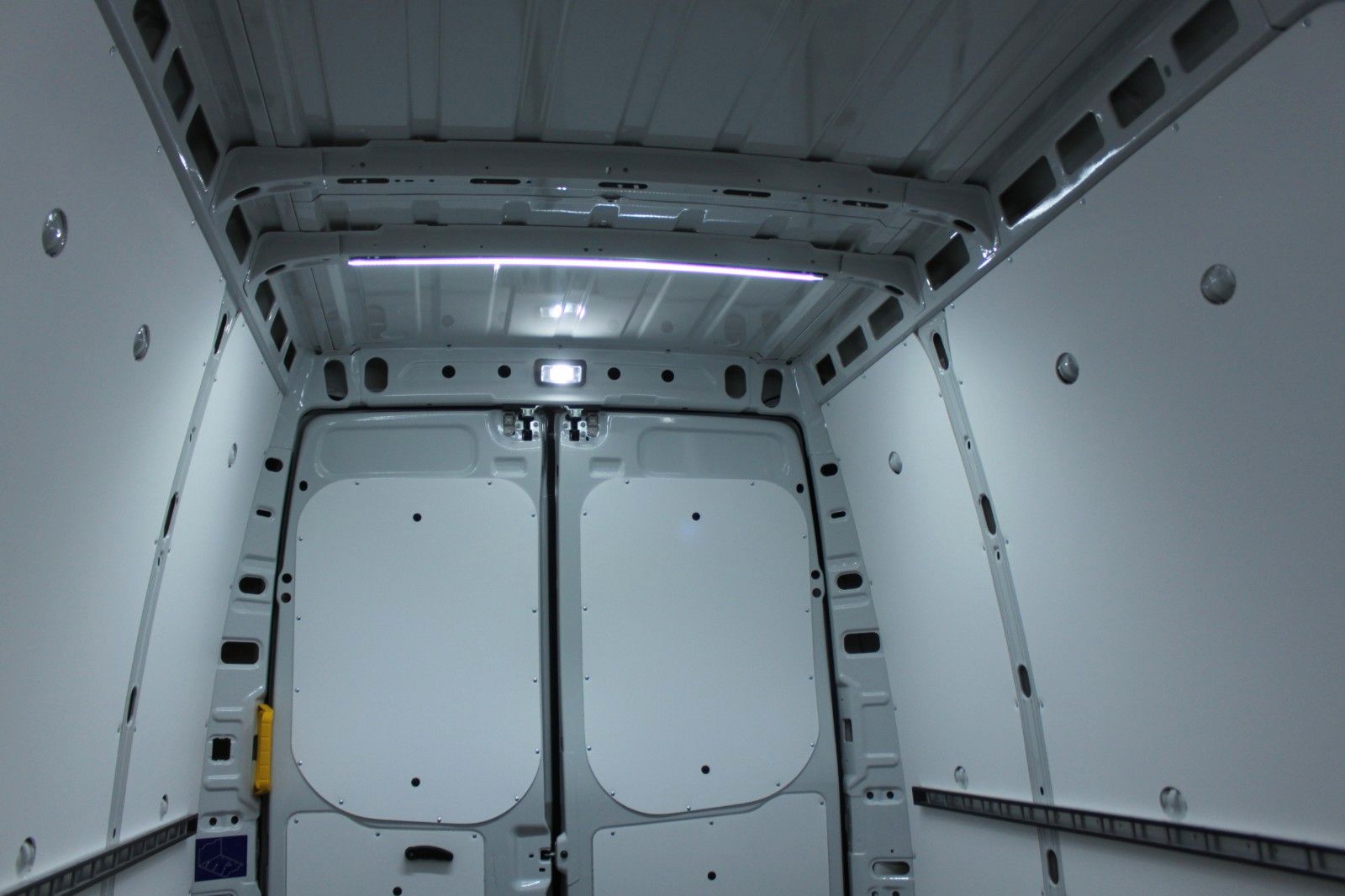 Fahrzeugabbildung Iveco Daily 35S18HA8 3,0l Motor