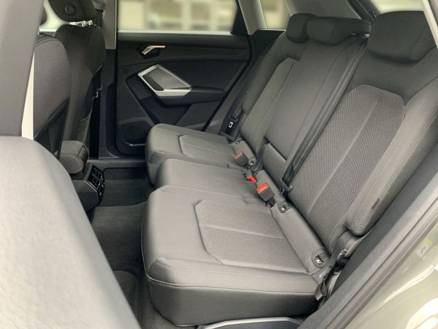 Q3 35 TDI S TRONIC S LINE +LED+KAMERA+NAVI+AHK++