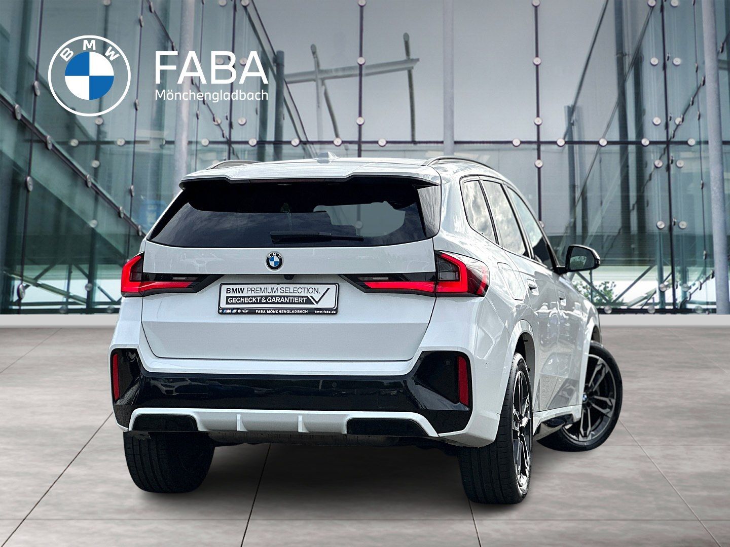BMW X1 sDrive20i M Sportpaket Head-Up HK HiFi DAB foto 2