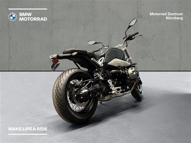 BMW R nineT Pure mit Tieferlegung