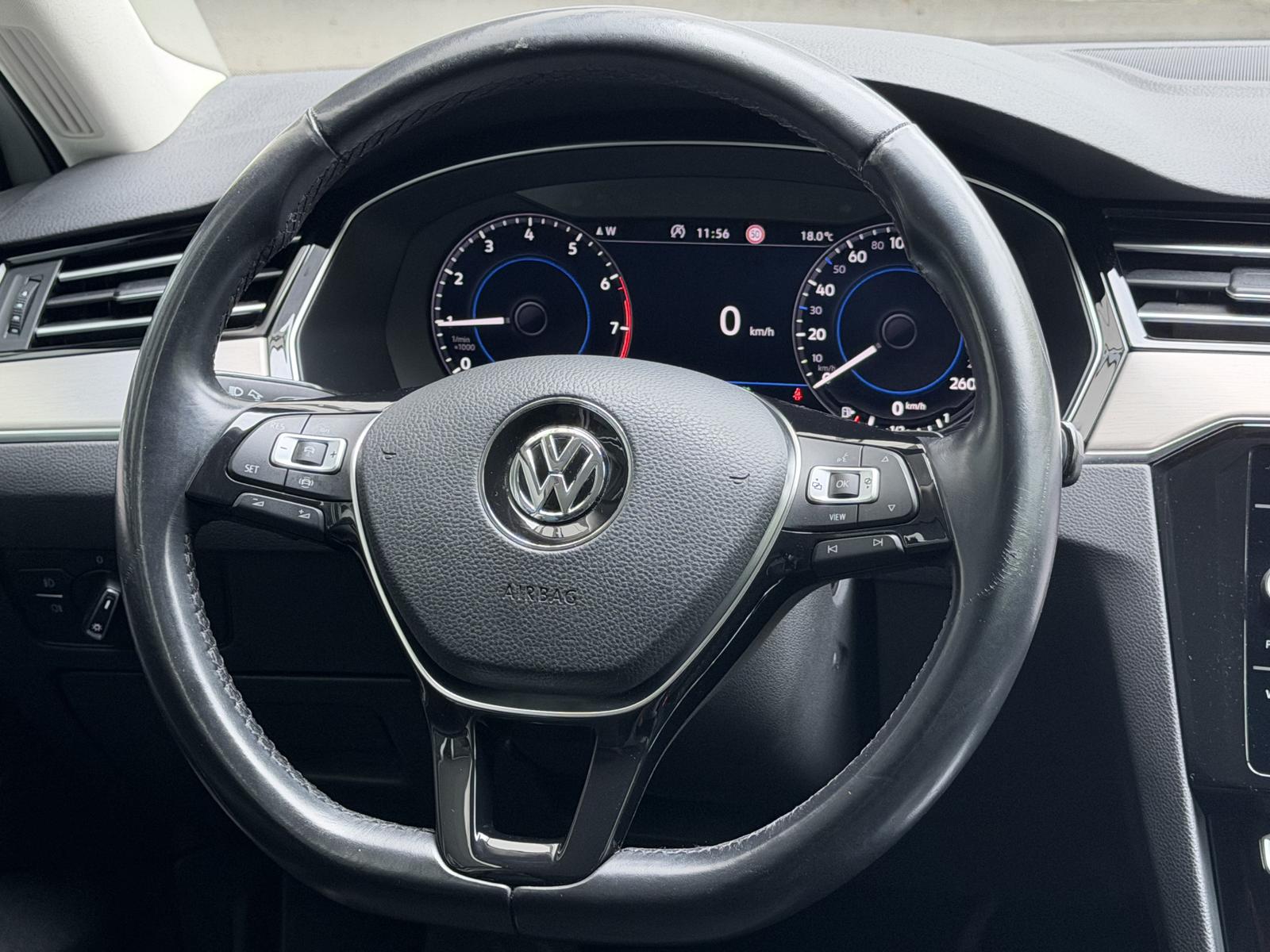 Volkswagen Passat Highline LED ACC Virtual Massage RüKamera