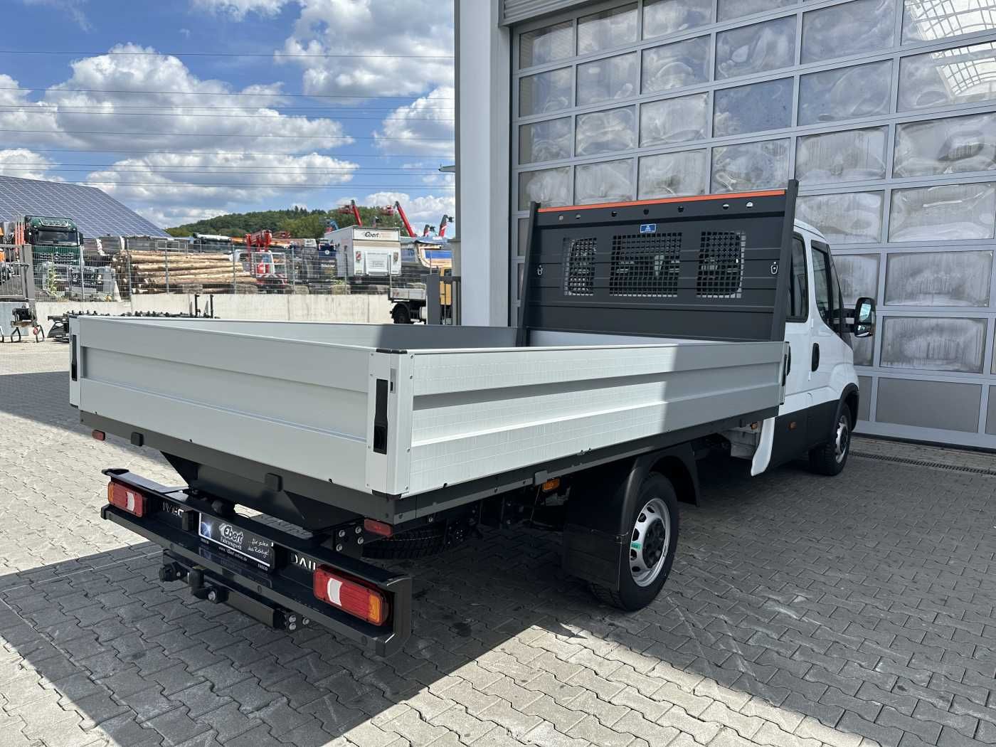 Fahrzeugabbildung Iveco Daily 35S16 H 3.0L *R3.750mm*AHK*Automatik* 2x