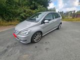 Mercedes-Benz Mercedes Benz B160 2011 Benzin zu verkaufen - Mercedes-Benz B 160 in Dortmund