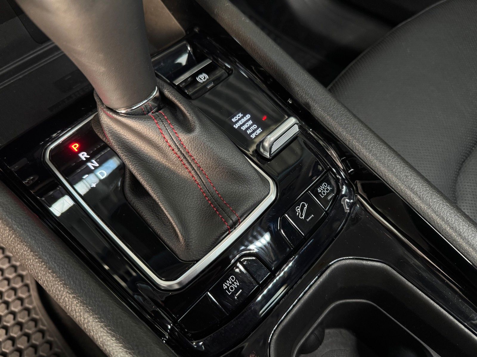 Fahrzeugabbildung Jeep Compass 1.3 Plug-In Hybrid Trailhawk  4WD