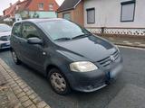 Volkswagen VW Fox grau, 60PS, Sitzheizung, Klimaanlag... - Volkswagen Golf: 60 Ps
