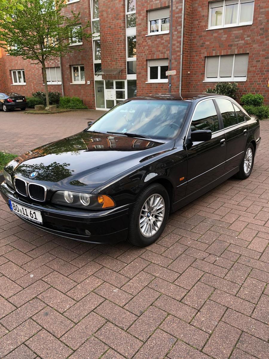 BMW 520i A Sport-AUTOMATIK LEDER VOLLAUSTATUNG !