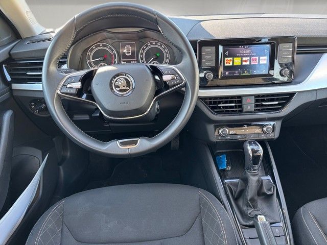 Fahrzeugabbildung SKODA Scala 1.0TSI DSG Clever LED+TEMPOMAT+KAMERA+++