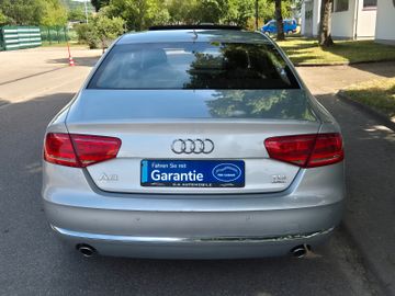 Audi A8 - 7