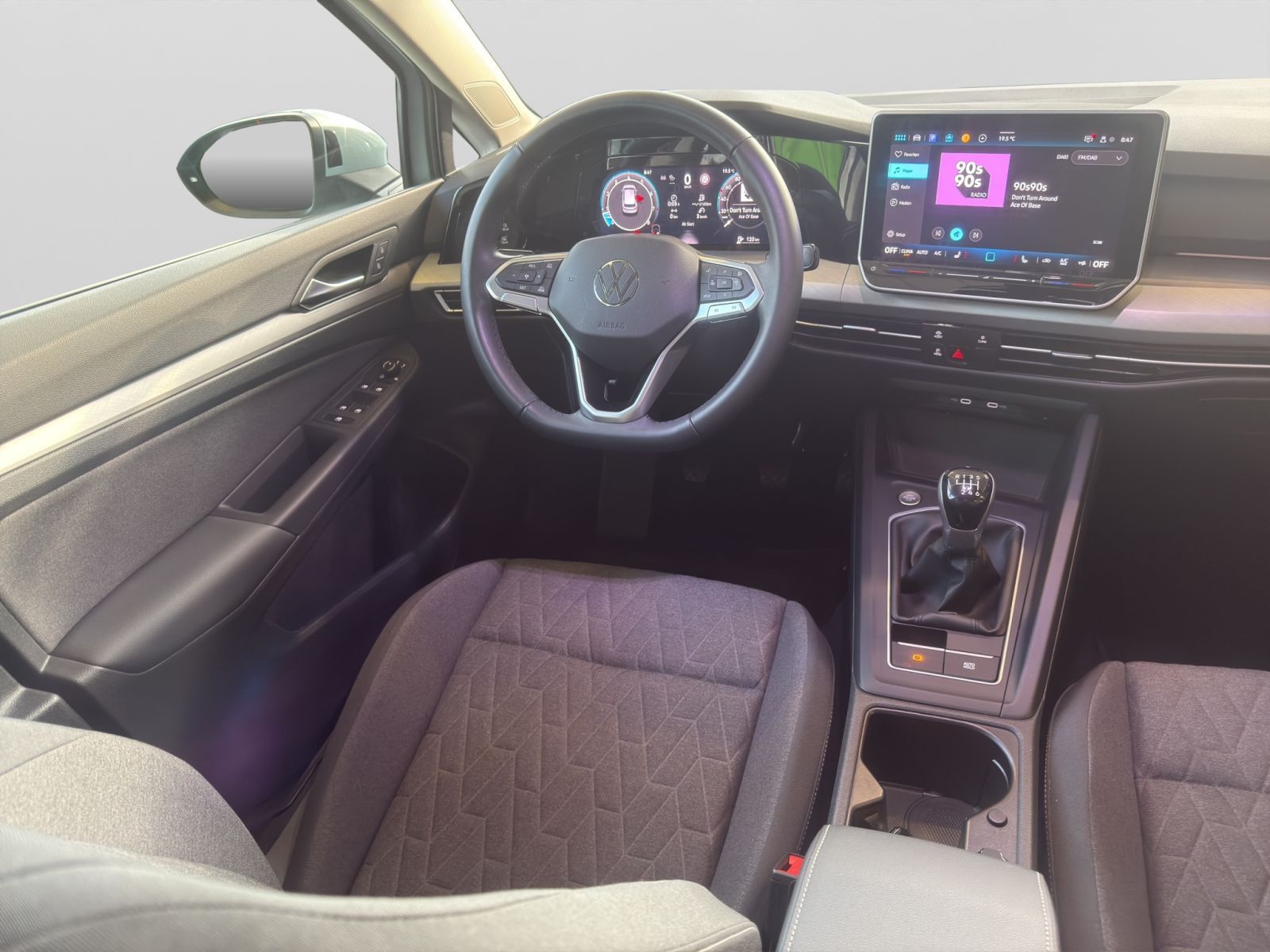 Volkswagen Golf - Bild 23