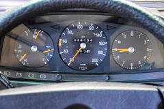 Fahrzeugabbildung Mercedes-Benz 250 Pullmann org. 34.170 Km Automatik