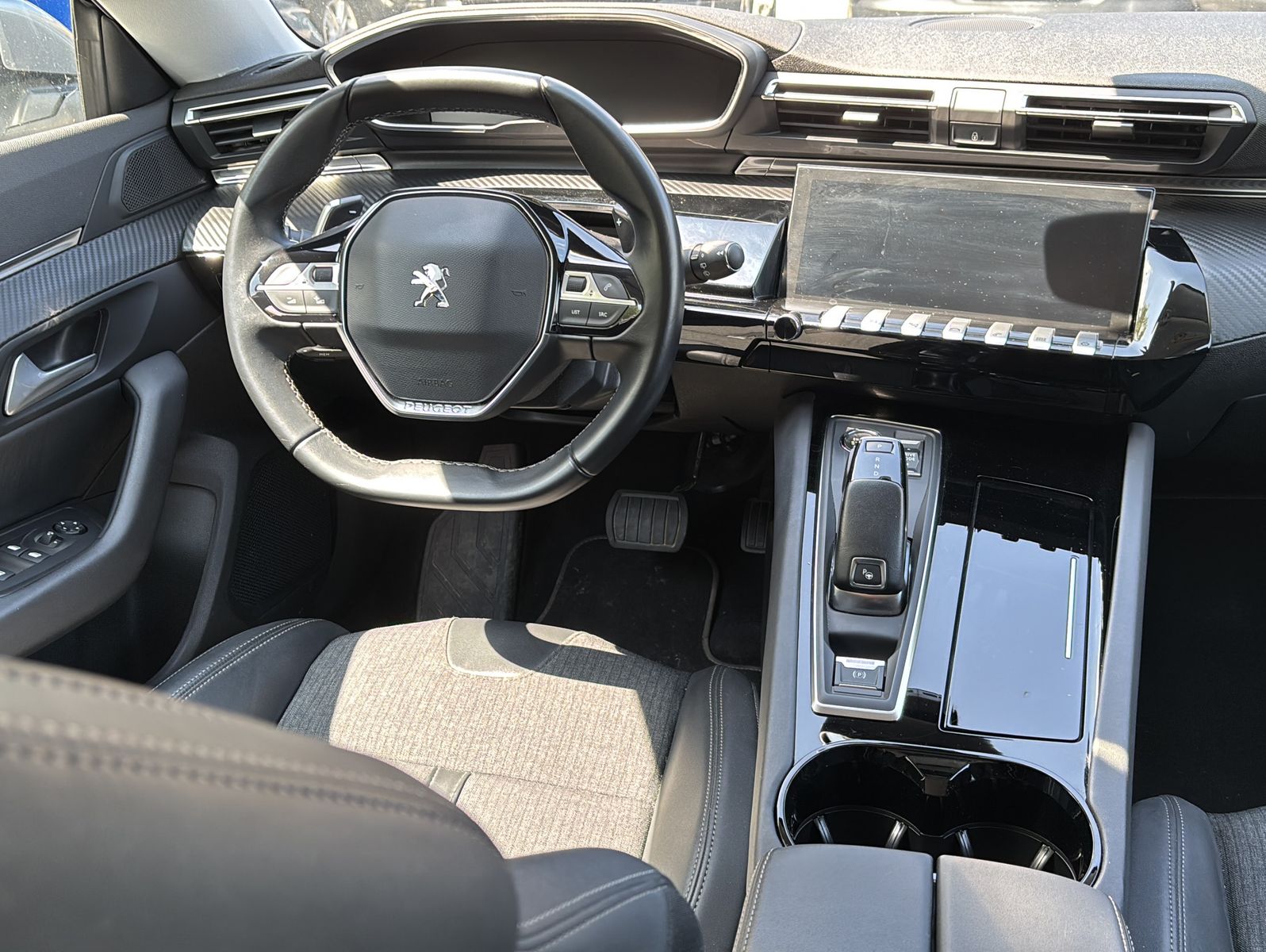 Fahrzeugabbildung Peugeot 508 PureTech 180 EAT8 Allure