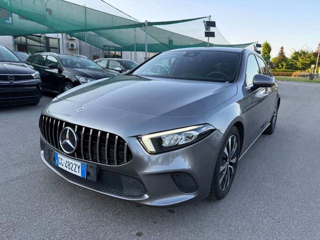 Image of Mercedes-Benz A 220