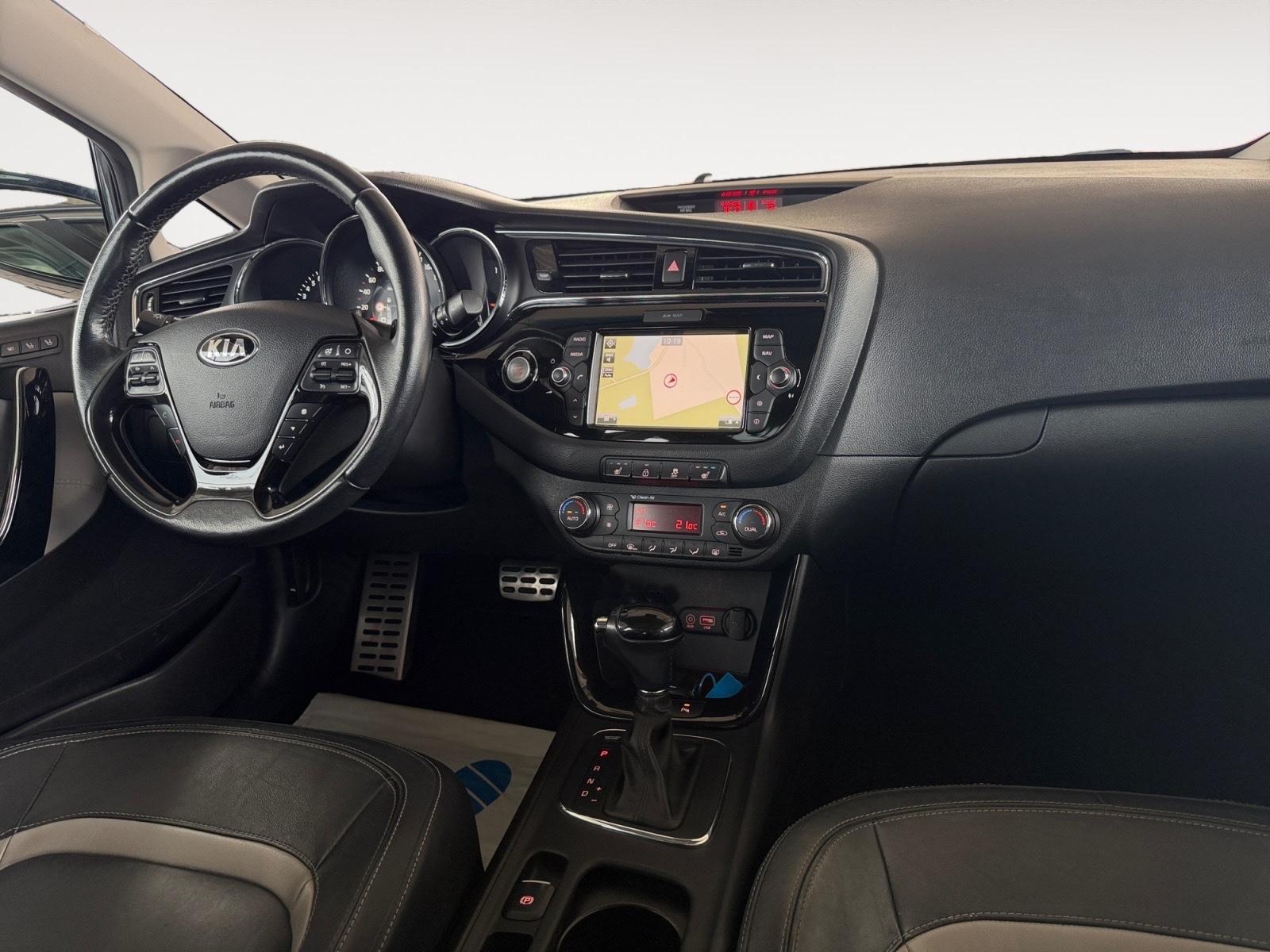 Kia cee'd 1.6 GDI Platinum Xenon Schiebed. Leder Kam