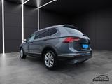 Volkswagen Tiguan Allspace 2.0TDI Highline 4M DSG 7-Sitzer - VW Tiguan Allspace Gebrauchtwagen in Bielefeld