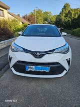 Toyota C-HR 1.2-l-Turbo Flow Flow - Toyota C-HR Flow mit Benzin-Antrieb